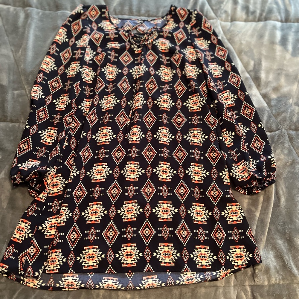 Long sleeve short dress —- medium